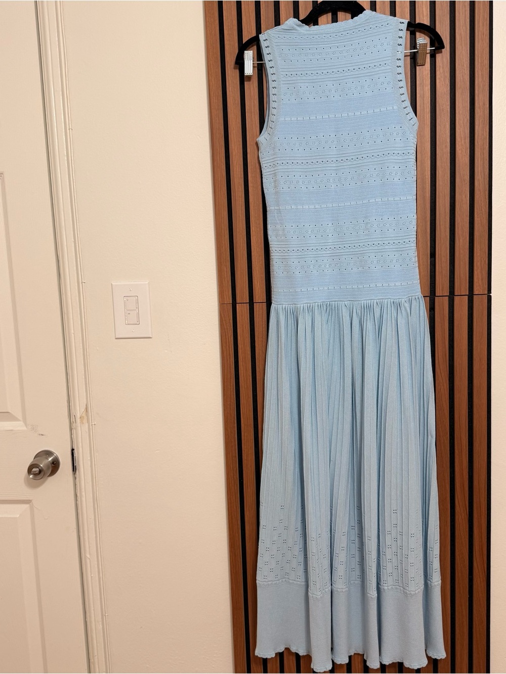 Commense Light Blue Sleeveless Pleated Maxi Skirt - Picture 5 of 9